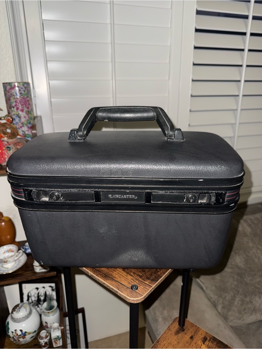 Lancaster Black Train Travel Case